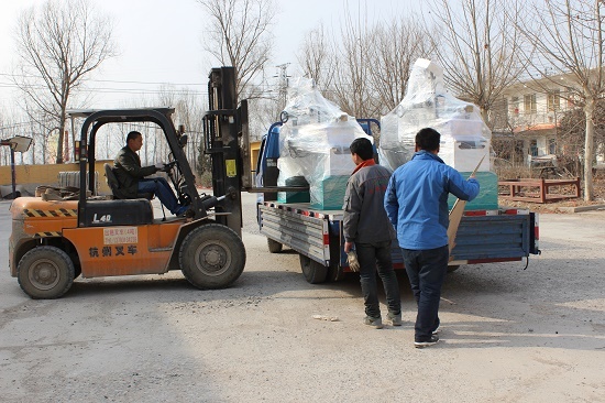 河南木工車床發貨