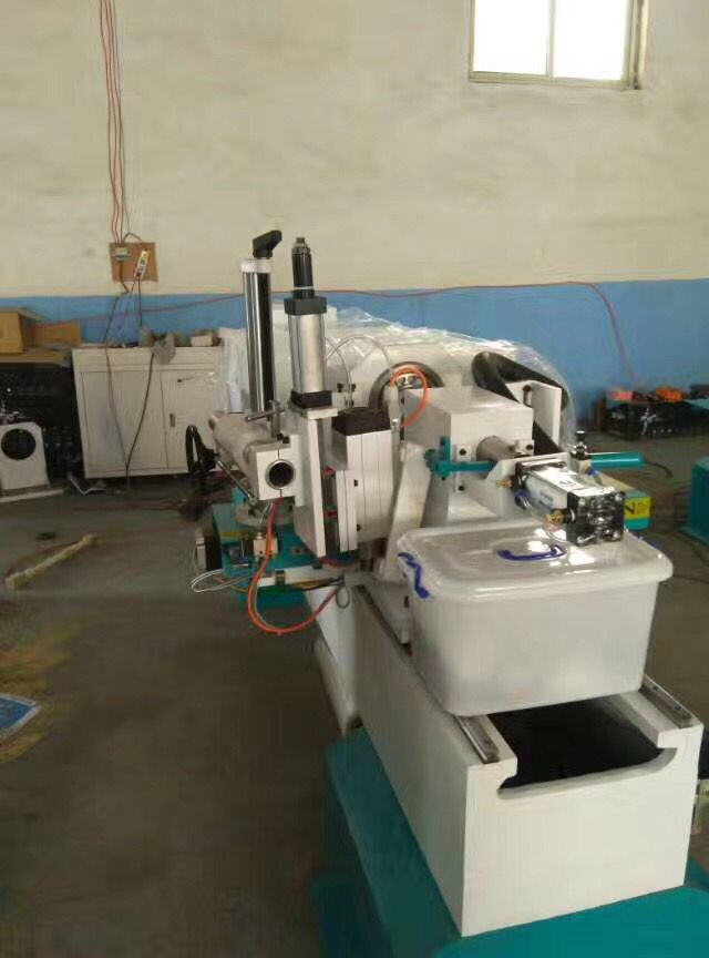 木工車床發(fā)貨 木工車床發(fā)貨